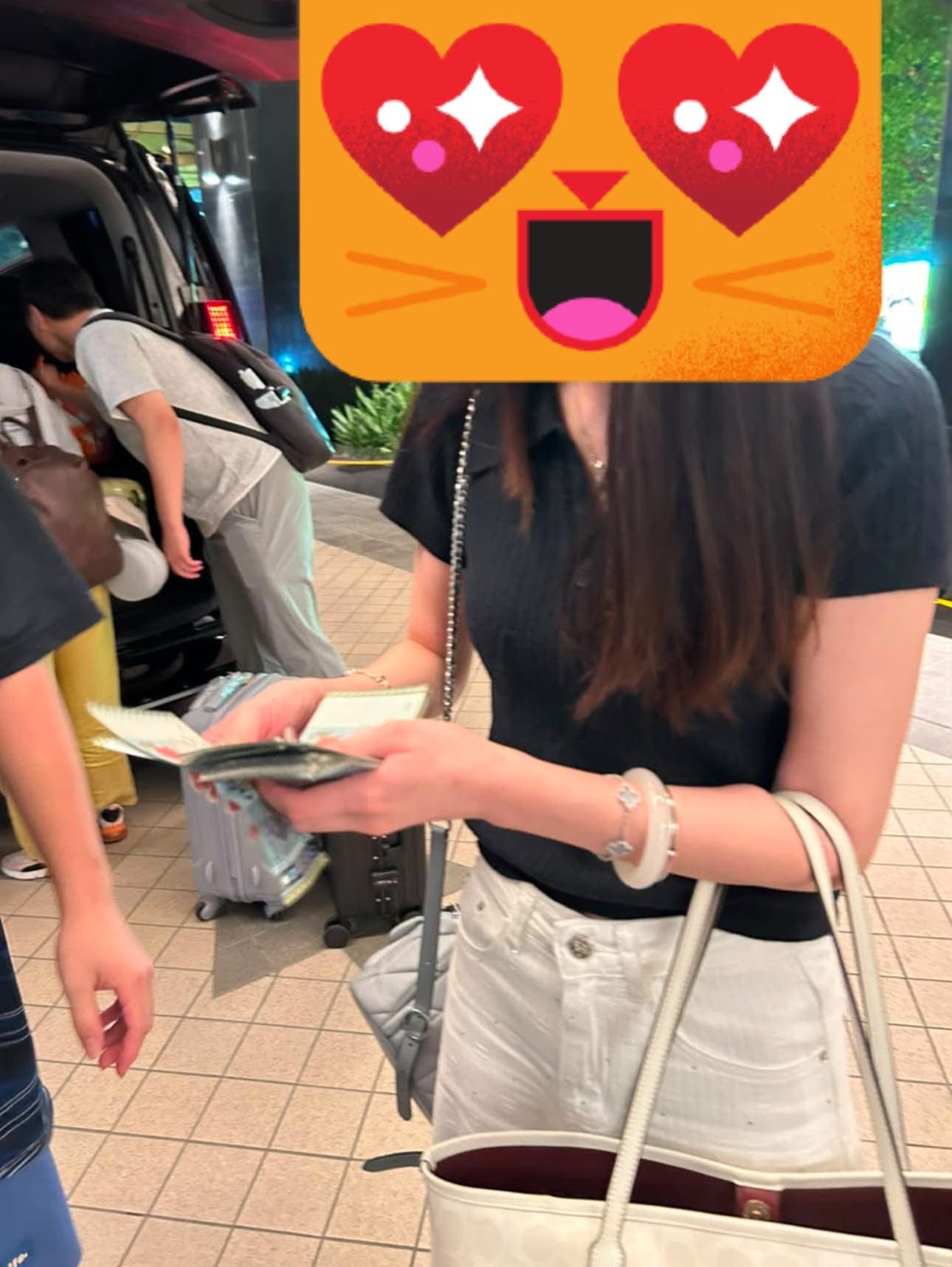 KLIA 机场接机上车 · 顾客开心亮相